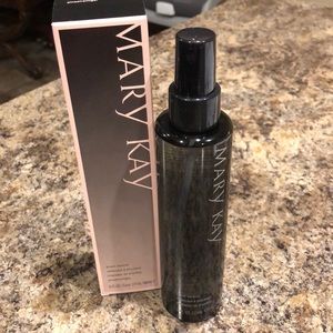 Mary Kay brush cleaner